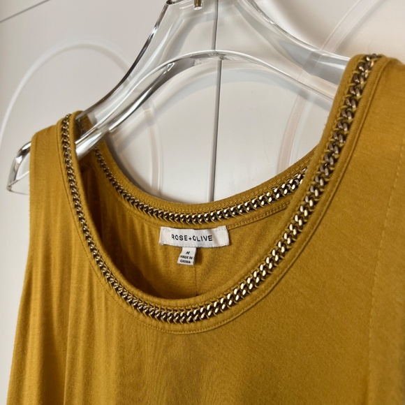 Rose & Olive Women's Jewel Tone Flowy Tank Top with Chain - Picture 3 of 6